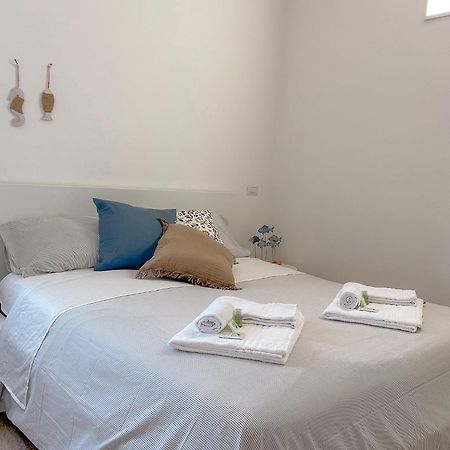La Marina - Rooms In Stintino Dış mekan fotoğraf